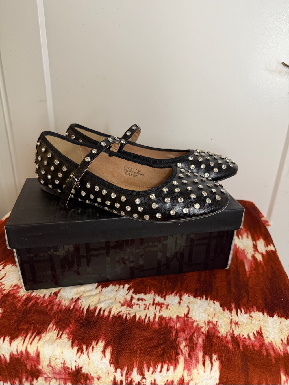 House of Harlow 1960 Rhinestone Mary Jane Flats